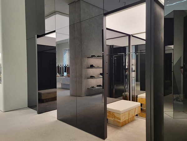 Saint Laurent Saint Laurent